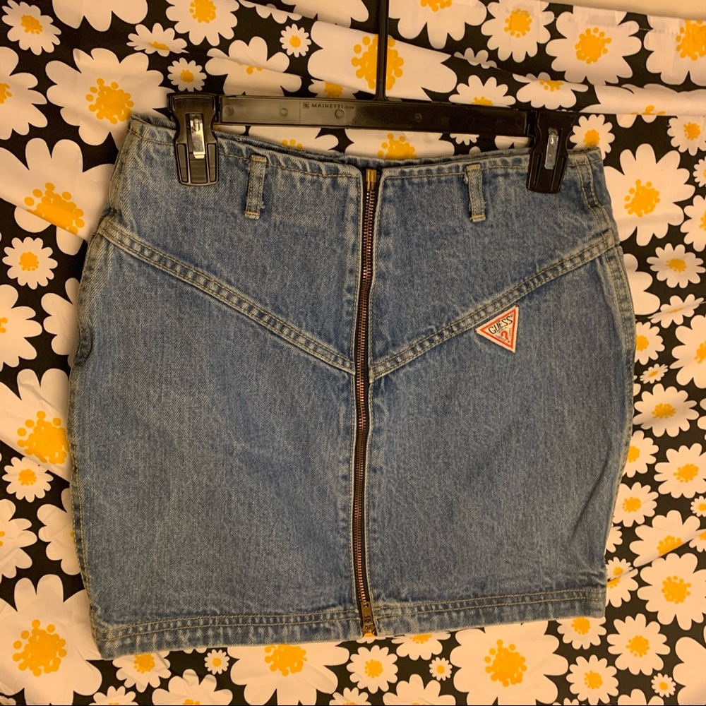 Vintage GUESS denim skirt with patch